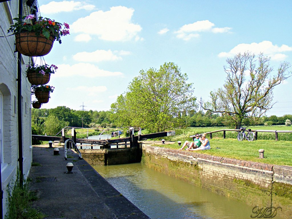 river-canal-lock-people-HD.jpg