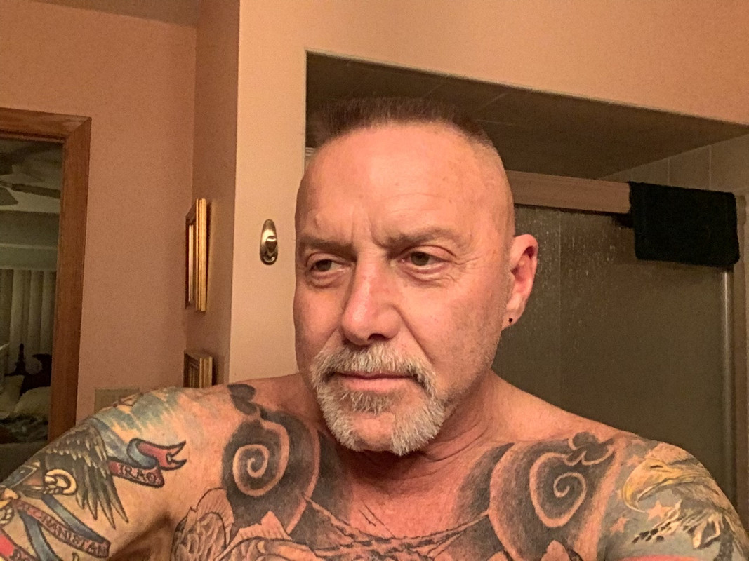 32AFFC0A-7DB0-4B80-B3FF-C5860692775E