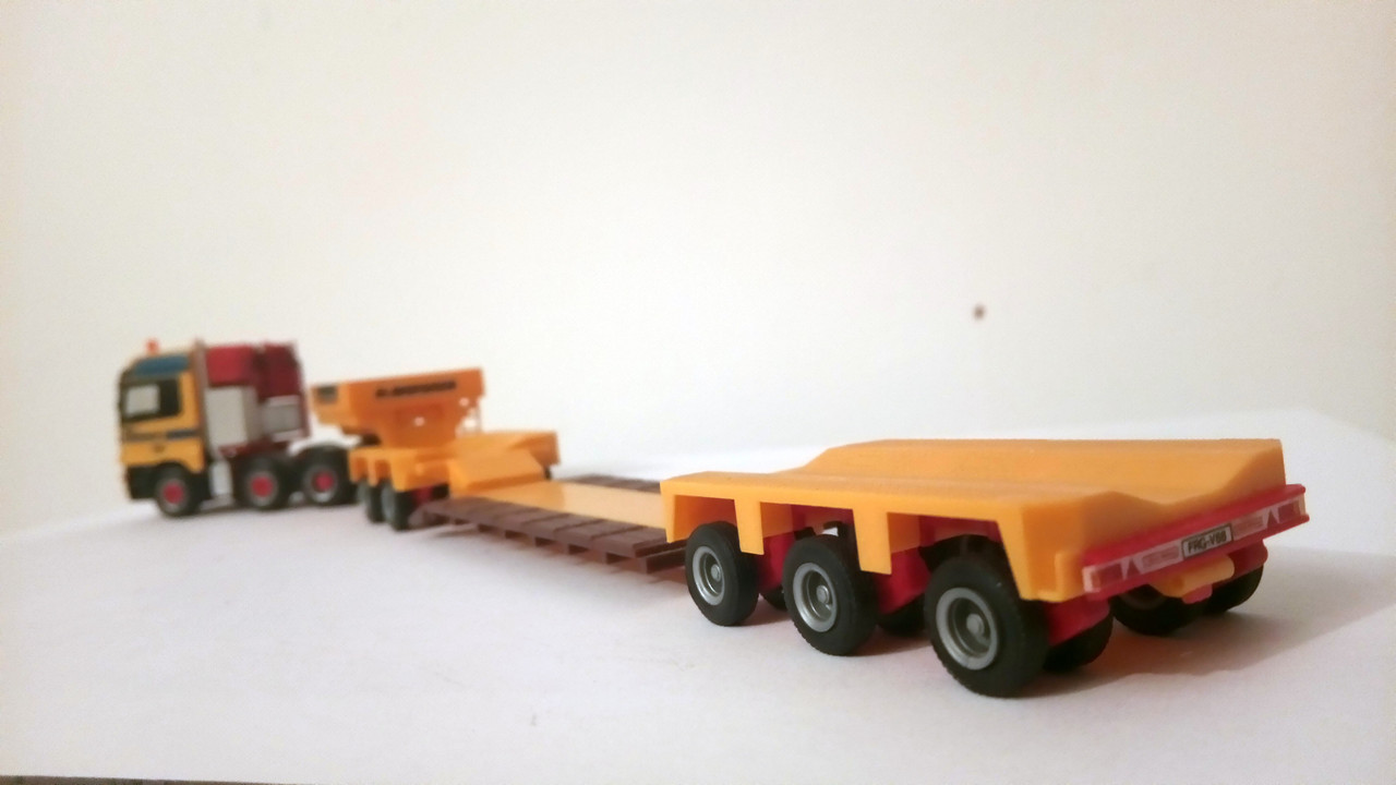 Macht (9439)