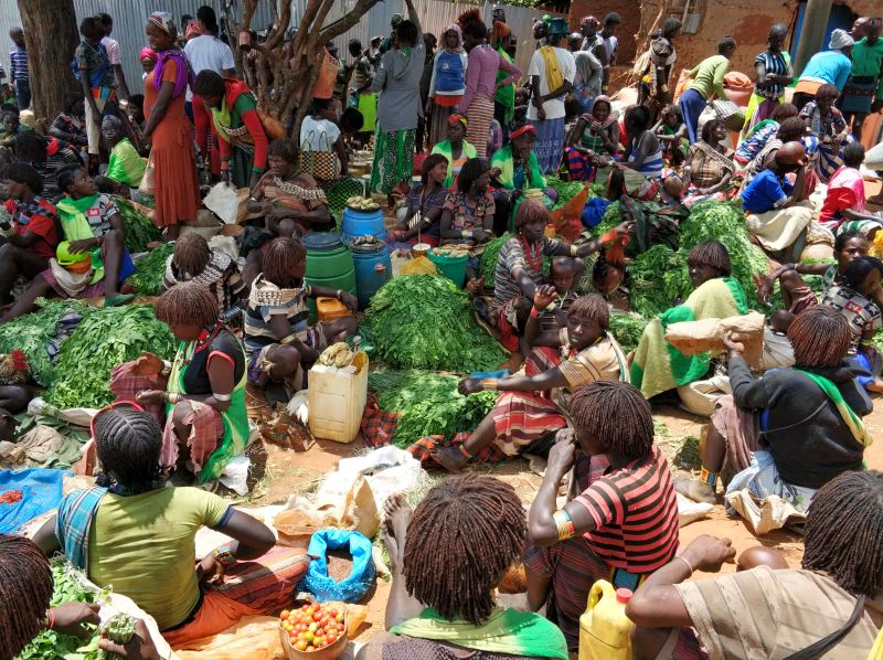 Día 6 (11 octubre, jueves, 2018): Turmi – Mercado Key Afer – Jinka - Etiopía. Tribus del sur, iglesias del norte y mucho mas (11)