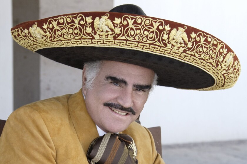 Doña Cuquita confiera cómo sobrelleva la muerte de Vicente Fernández