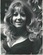 ingrid-pitt-c32