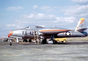 https://i.postimg.cc/RJNmswYY/Republic-F-84-E-15-RE-Thunderjet-of-136th-Fighter-Bomber-Wing.jpg