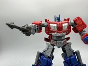 Studio-Series-Gamer-Edition-Bumblebee-23