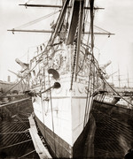 https://i.postimg.cc/RJQxKHWm/HMS-Malabar-11.jpg