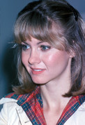Olivia-Newton-Johnon-mc51