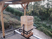 Zvedací zařízení na úly
