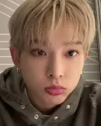 2712229452aee985d8644467bf3be26c_copy_460x576