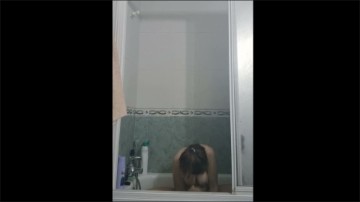 [Image: Voyeur11985140759.jpg]