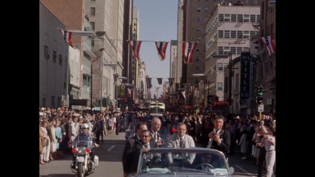 [Image: yb4pec7s4zx3.jpg]