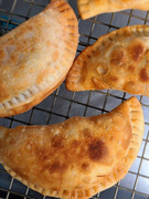 00100lr-PORTRAIT-00100-BURST20191207124744202-COVER