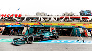 [Imagen: Sebastian-Vettel-Aston-Martin-Formel-1-G...b33d-1.jpg]