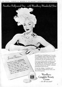 lana-turner-woodbury-1945