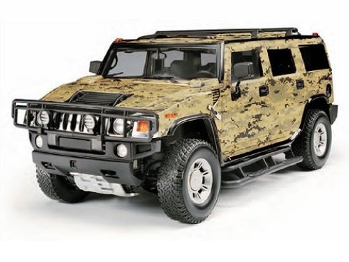 国内未入荷 1/18 HIGHWAY61 ハマー H2 タイプG 2005 WOW EXTREMELY RARE Hummer H2 Outdoor Camo 4WD 6.0L V8 2005 1:18