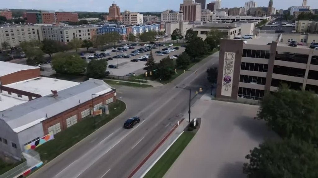 [Image: g1sdkgu6st92.jpg]