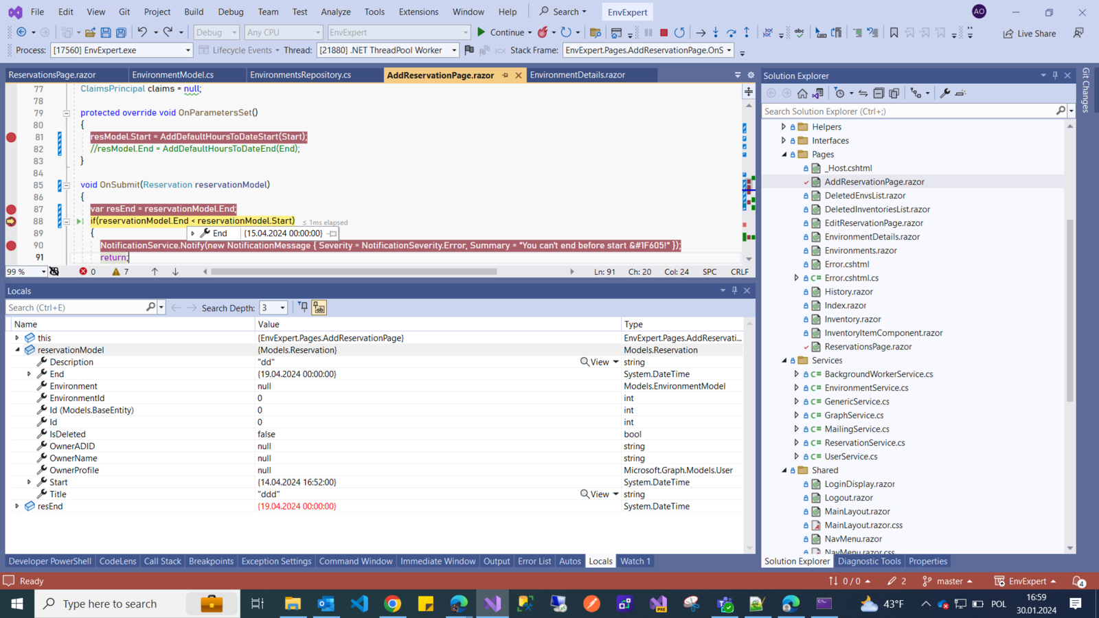 c# - VS 2022 bug ? I'm using .Net 7 Blazor and VS studio shows at same ...