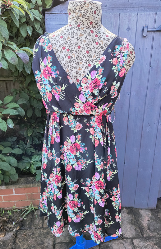 Black Floral A-Line Dress (Lindy Bop) - Adult 14