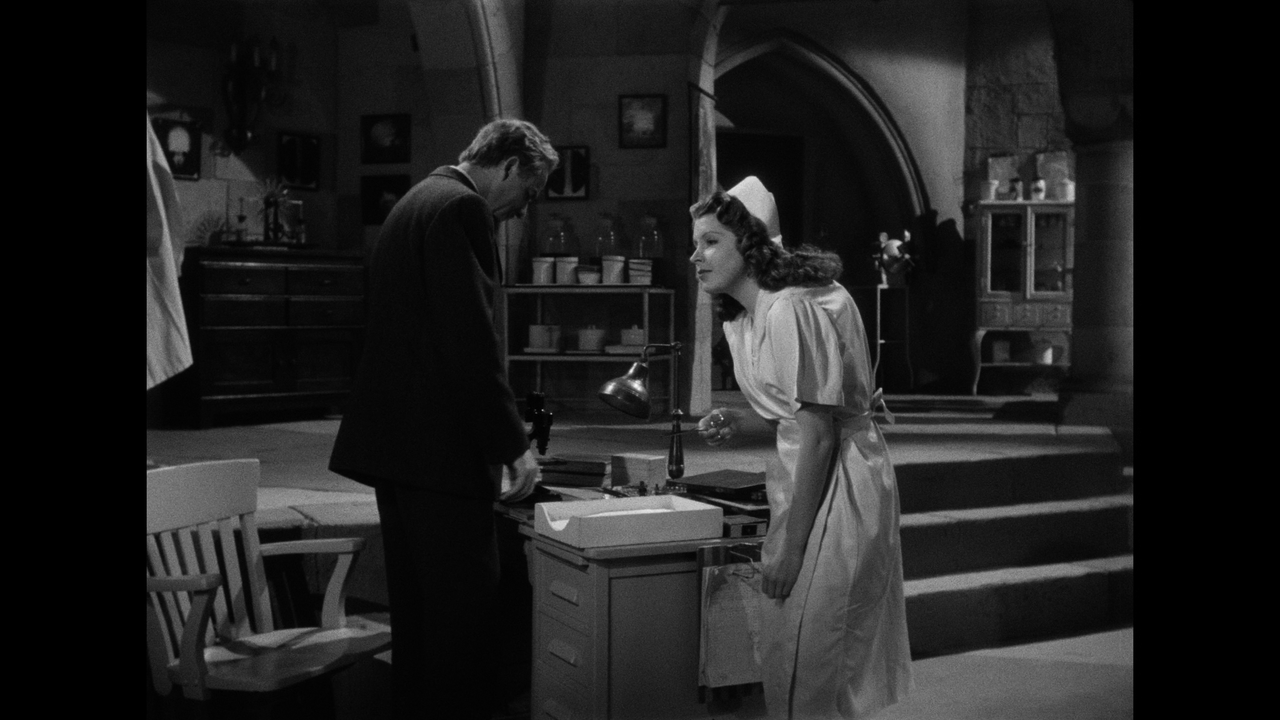 mpv-shot_House.of.Dracula.1945.2160p.UHD.BDRemux.HDR.HEVC-Нечипорук_00_07_36_0003