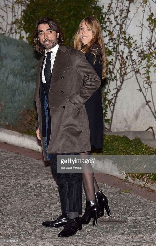 82346171-EFDD-476F-978F-3ABA3E42EDF3