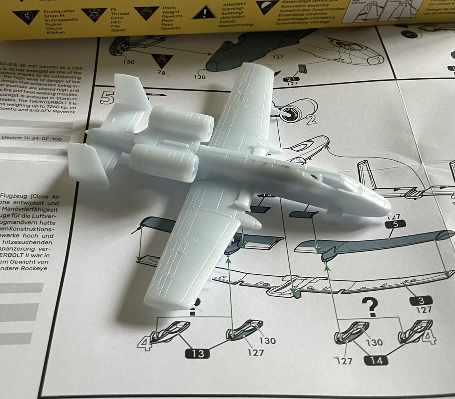 Heller – Starter Kit A-10 Thunderbolt II – Échelle 1/144 – Avion Maquette à Coller Et Peindre