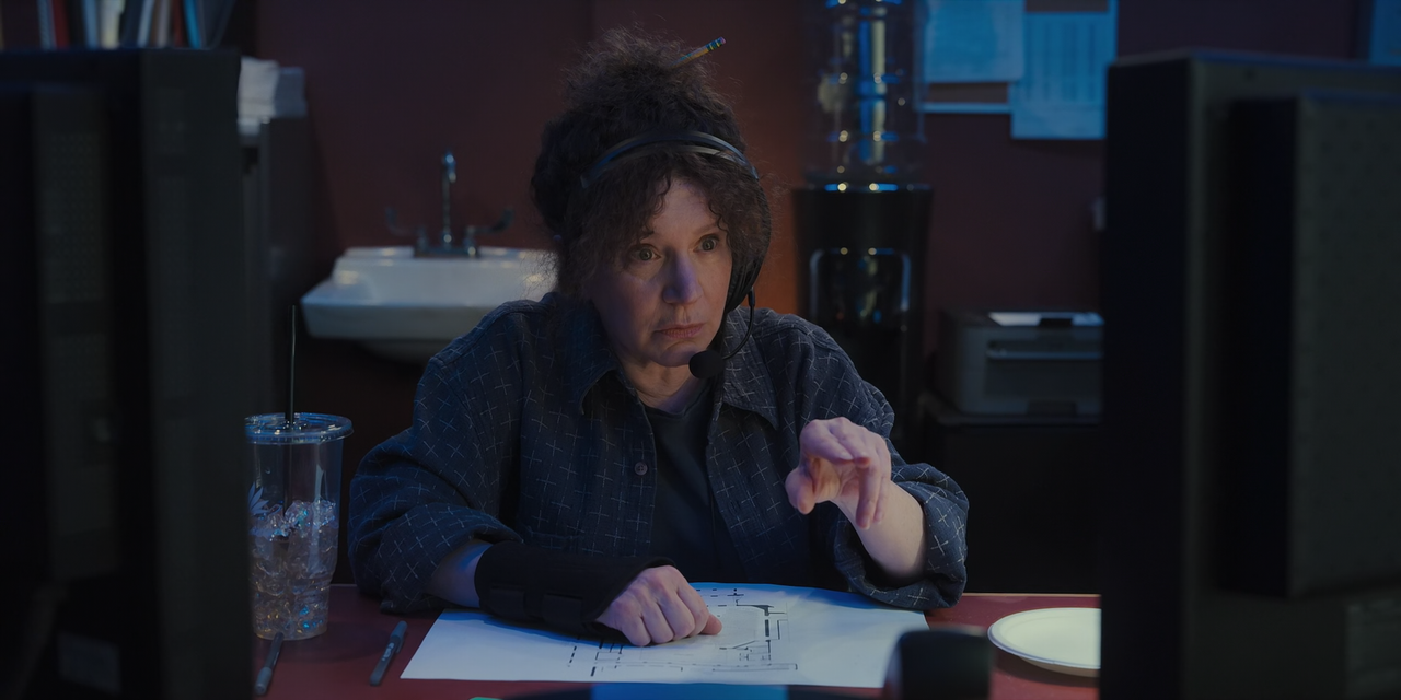 Hacks.(2021).S02E08.The.One,.The.Only.1080p.10bit.BluRay.AAC5.1.HEVC-Vyndros.mkv_snapshot_16.12_[202