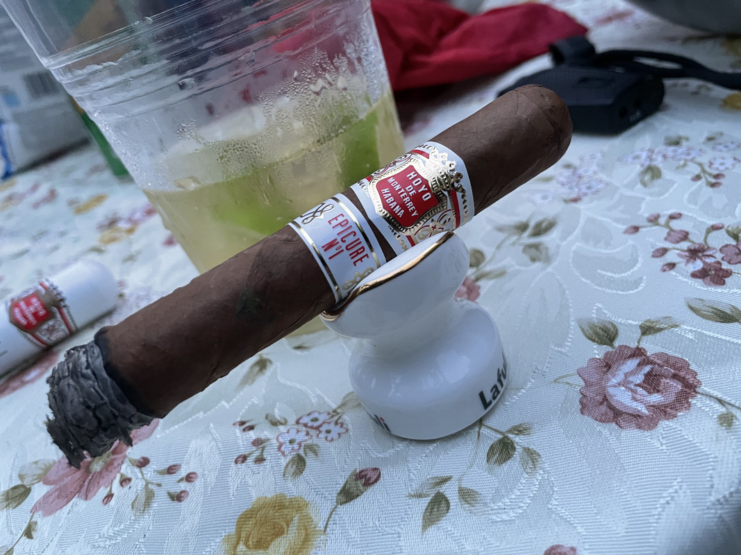 8F4B46F1-64BB-41D0-B2FF-F3F6E84EB1F1