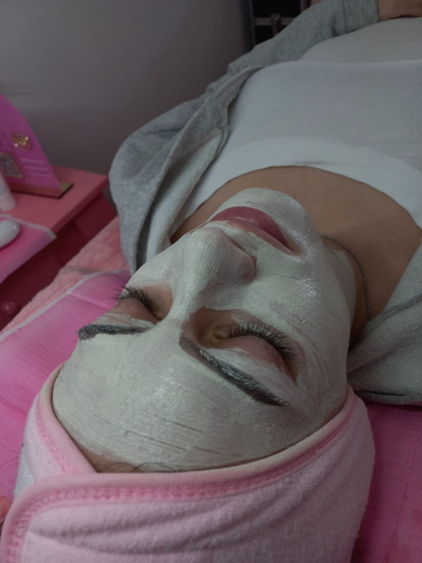 Facial 1