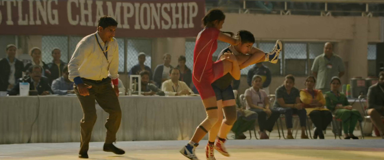 Dangal 2016 WebRip [Hindi + Tamil + Telugu] 480p, 720p, 1080p ESub Screenshot