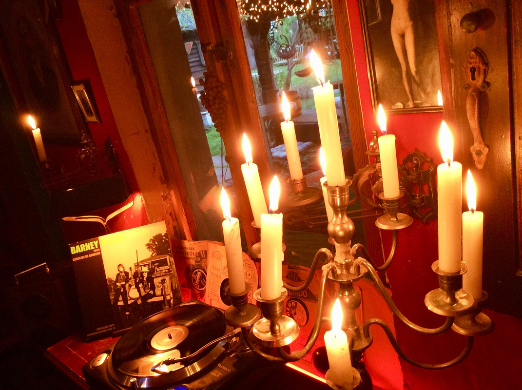 53B70462-8F14-4B97-809C-0F12B2ADE302