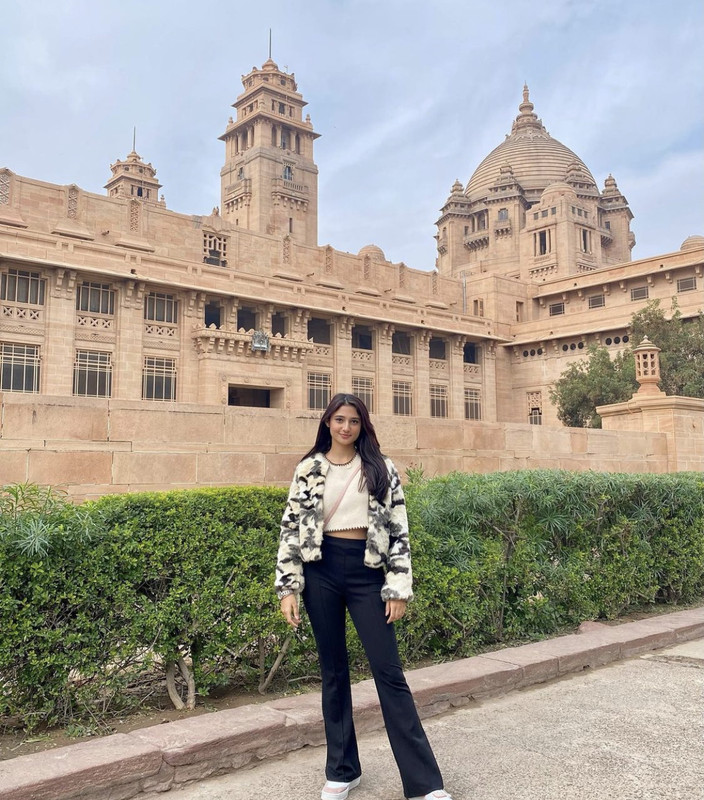 82-EEDECC-854-D-4-F8-C-AE4-A-3668-FD74-D