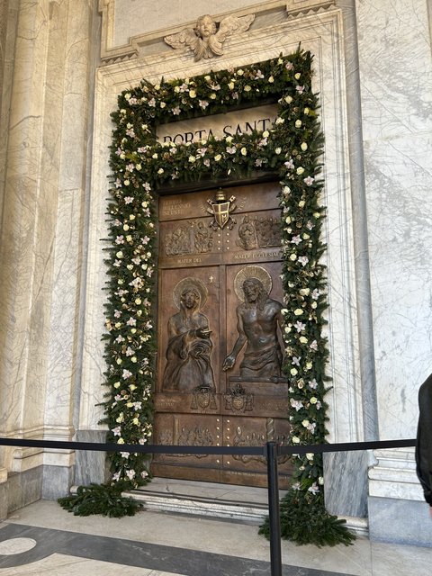 Sofía - Roma. Un viaje combinado para estas Navidades. - Blogs de Europa - Año Nuevo 2025 ¡Qué mejor que empezarlo en Roma! (11)