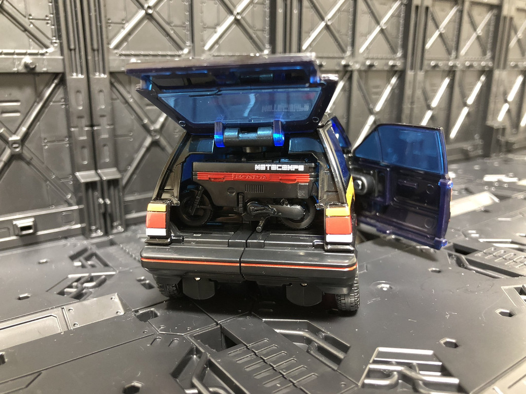 Masterpiece-MP-53B-Dia-Burnout-48