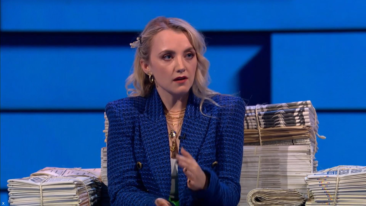 Evanna Lynch 041121.mp4_snapshot_01.26_[2021.11.04_23.52.21]