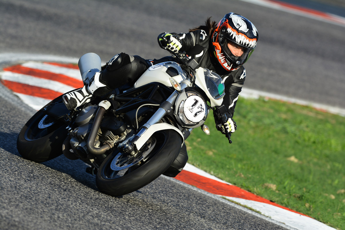 4C3FEC14-BBB9-4528-AED9-786D572F57C4