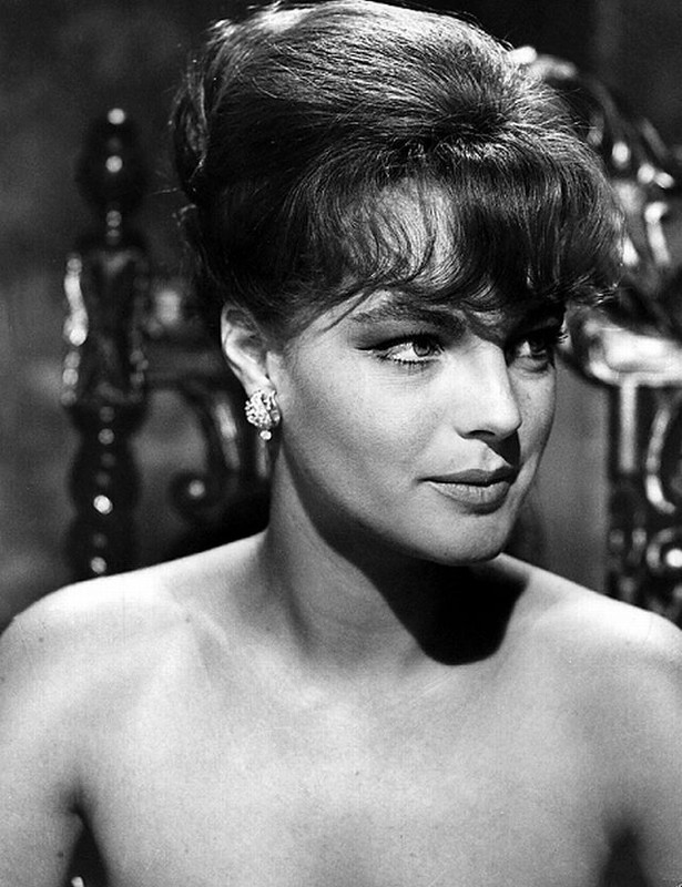 romy_schneider_jv84