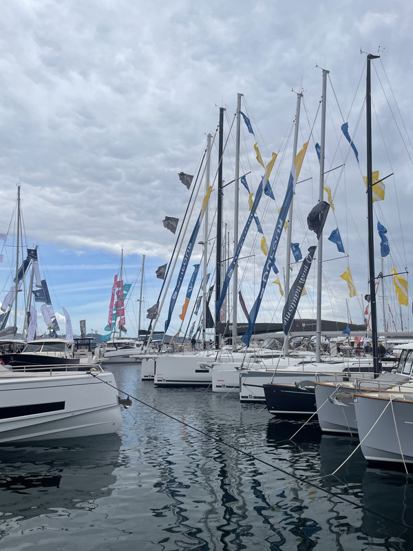 D107BCFA-A663-4863-9F38-4CBB9A40E27E