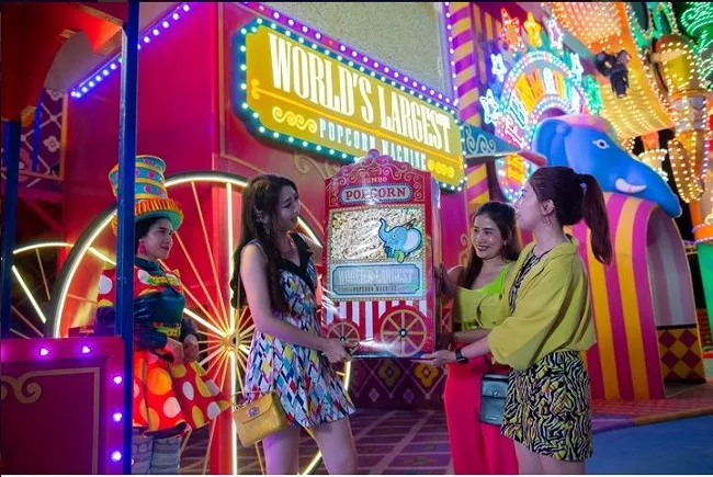 Carnival Magic Phuket Sets The Guinness World Records