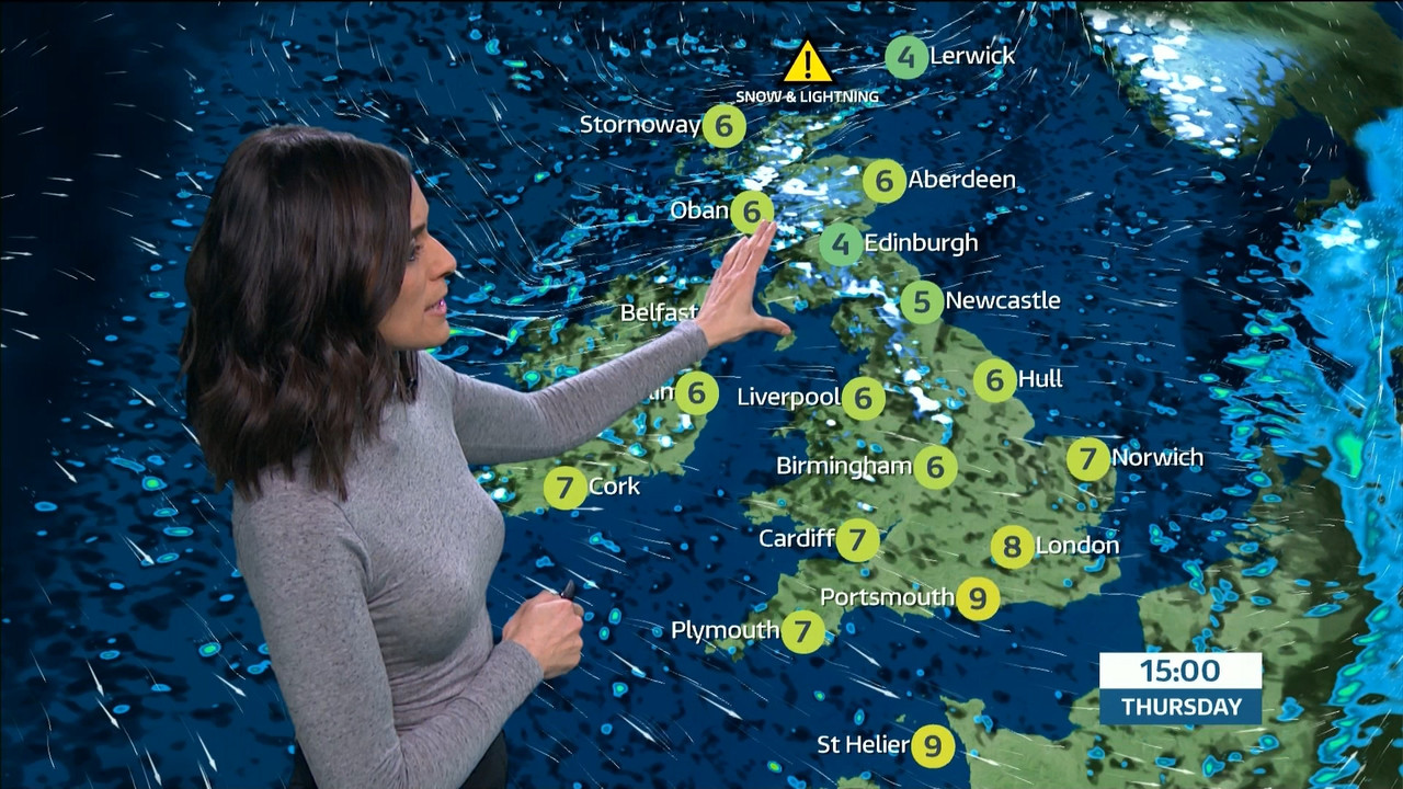 ITV Lunchtime News_20220224_13301355.ts_snapshot_22.35.078