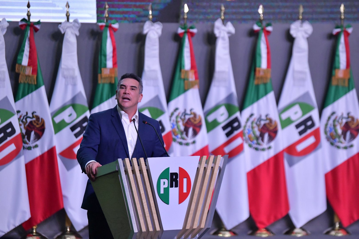 Alejandro Moreno, dispuesto a mantener alianza con PAN y PRD