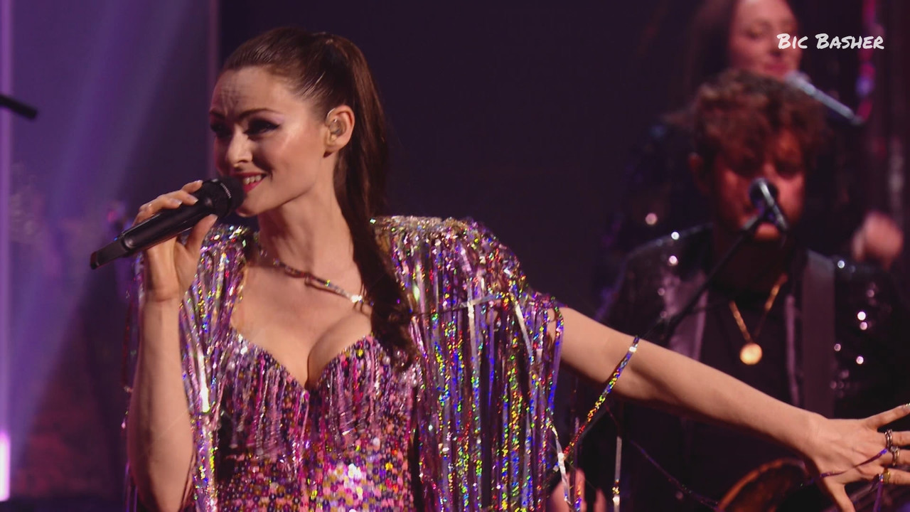 Sophie Ellis-Bextors New Years Eve Disco_20250101_00100045.ts_snapshot_13.04.642
