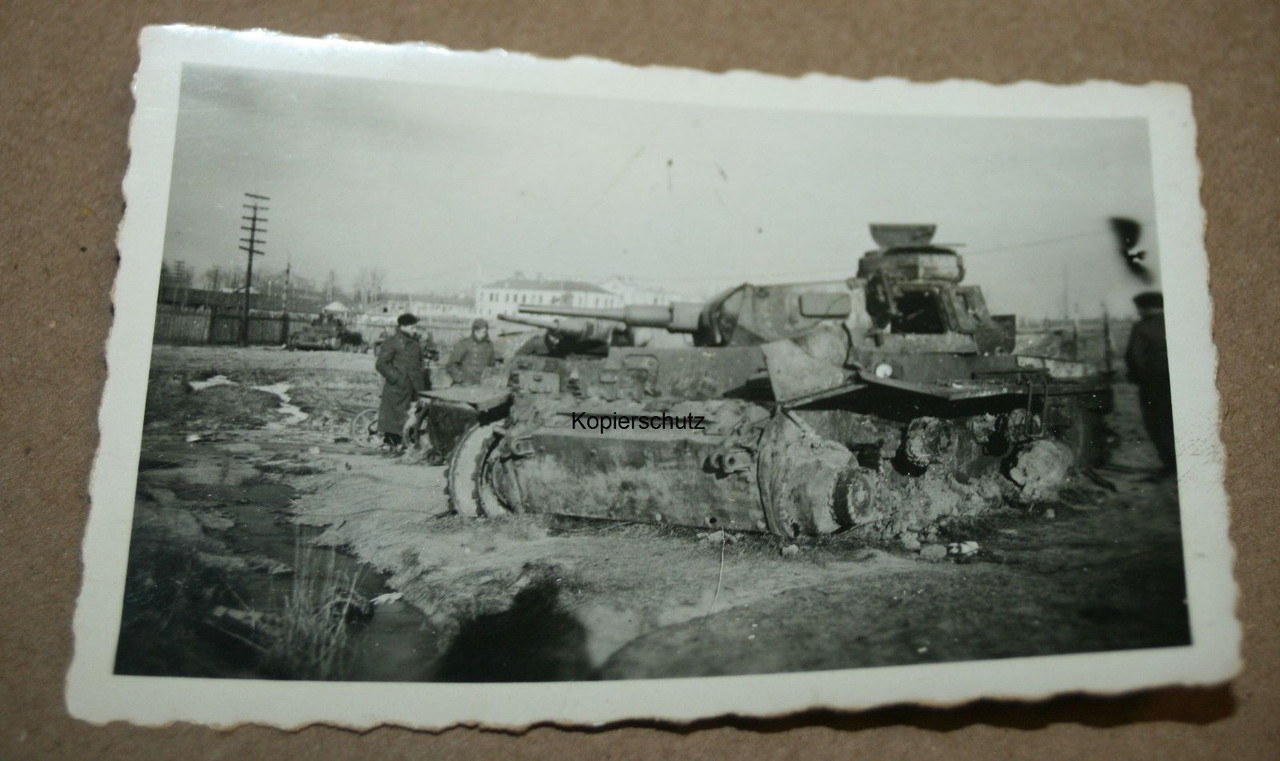 Abgeschossener Deutscher Panzer, Nähe Charkow
