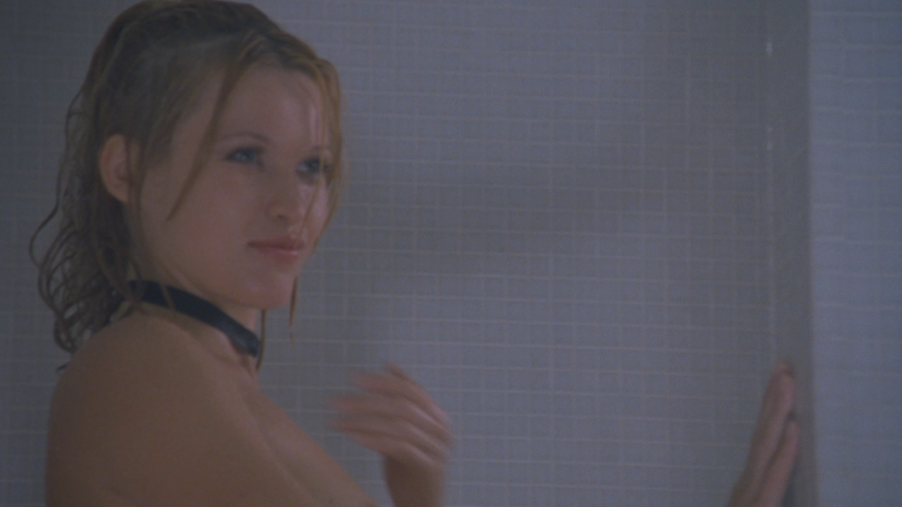 Cheeky!.2000.BDRemux.1080p.Rus.Eng.Ita.mkv_snapshot_00.28.51_[2022.09.10_01.05.02]