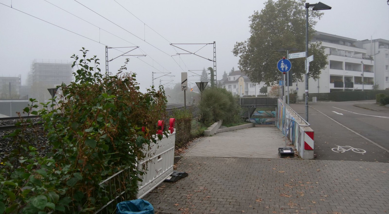[Bild: 031024-075144-1b.jpg]