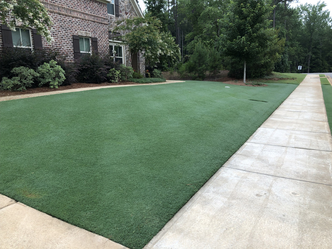 8C6928DC-F51B-4547-AA68-E2D1111E6286