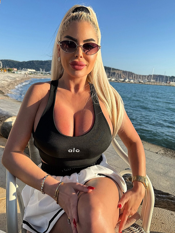 بزاز تيانا ماركوفيتش الضخمة | صور تيانا ماركوفيتش نار 2025! Mrs-markovic-1756559693965