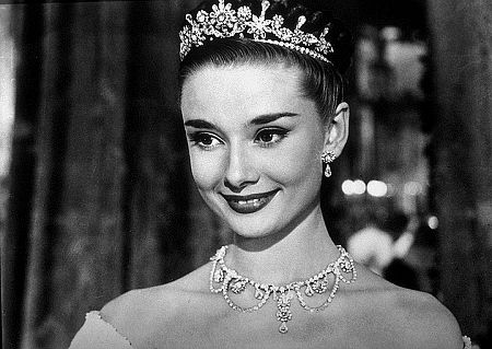 MV5BMTIwODI4OTk4M15BMl5BanBnXkFtZTYwNzIzMjM2._V1_