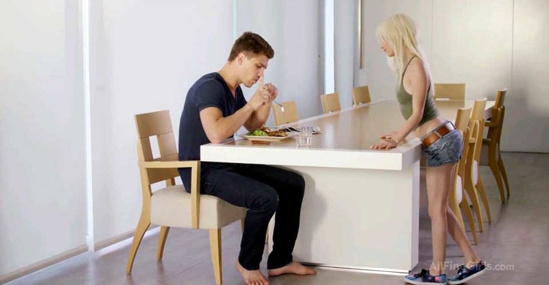 piper_perri_afg.mp4_snapshot_00.24_[2017.06.27_1