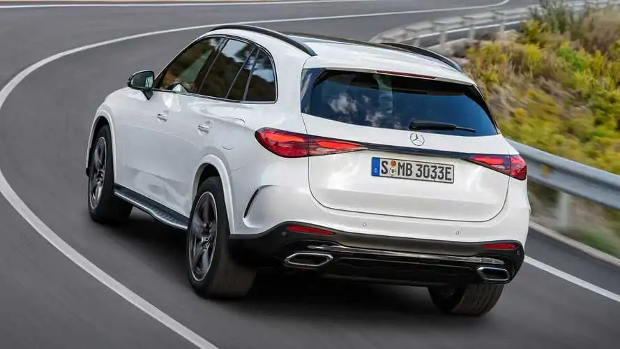 2022-mercedes-glc-2.webp