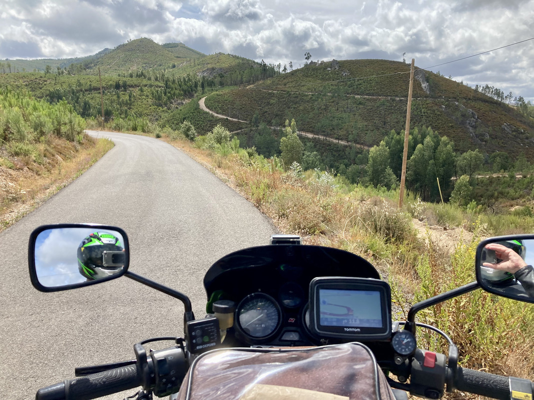 AD9F9E03-C75F-43C6-9106-C67C9E61E932