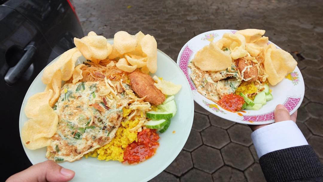 Nasi Kuning Sumur Bandung